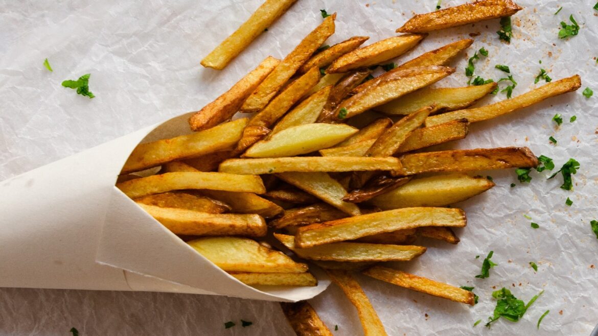 Tarragon Is The Ingredient You Need For Easily Upgraded Fries