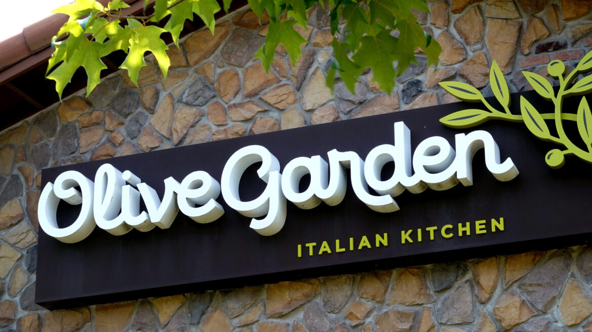 How To Order Small Portions At Olive Garden When You Want A Lighter Meal