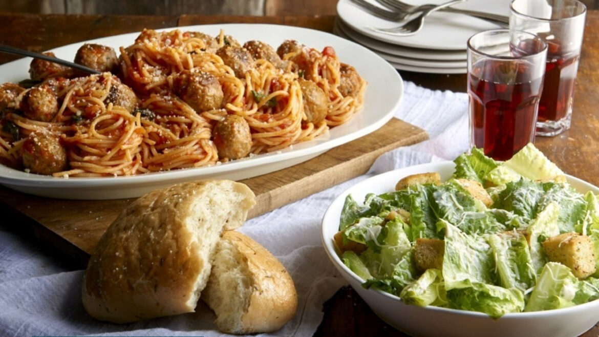 What Happened To Romano's Macaroni Grill?