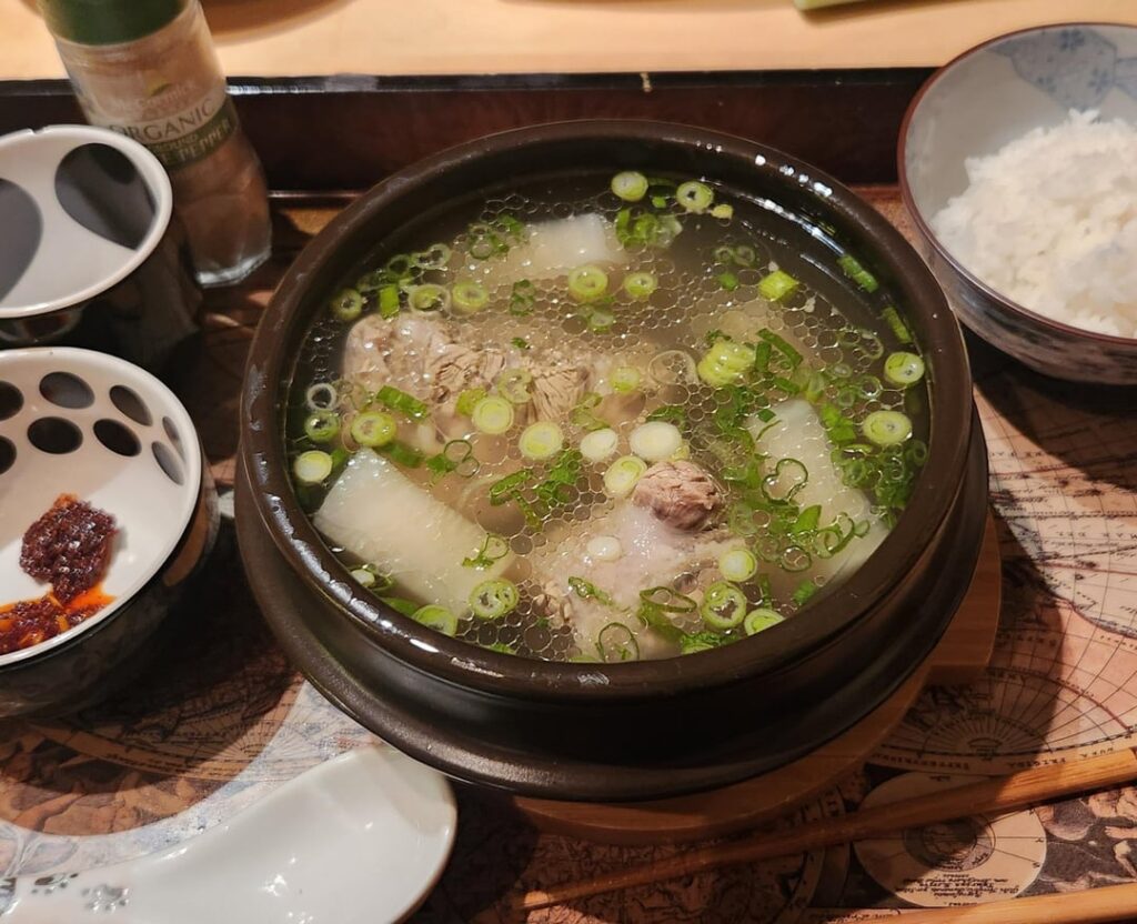 Sokkoritang - Oxtail Soup