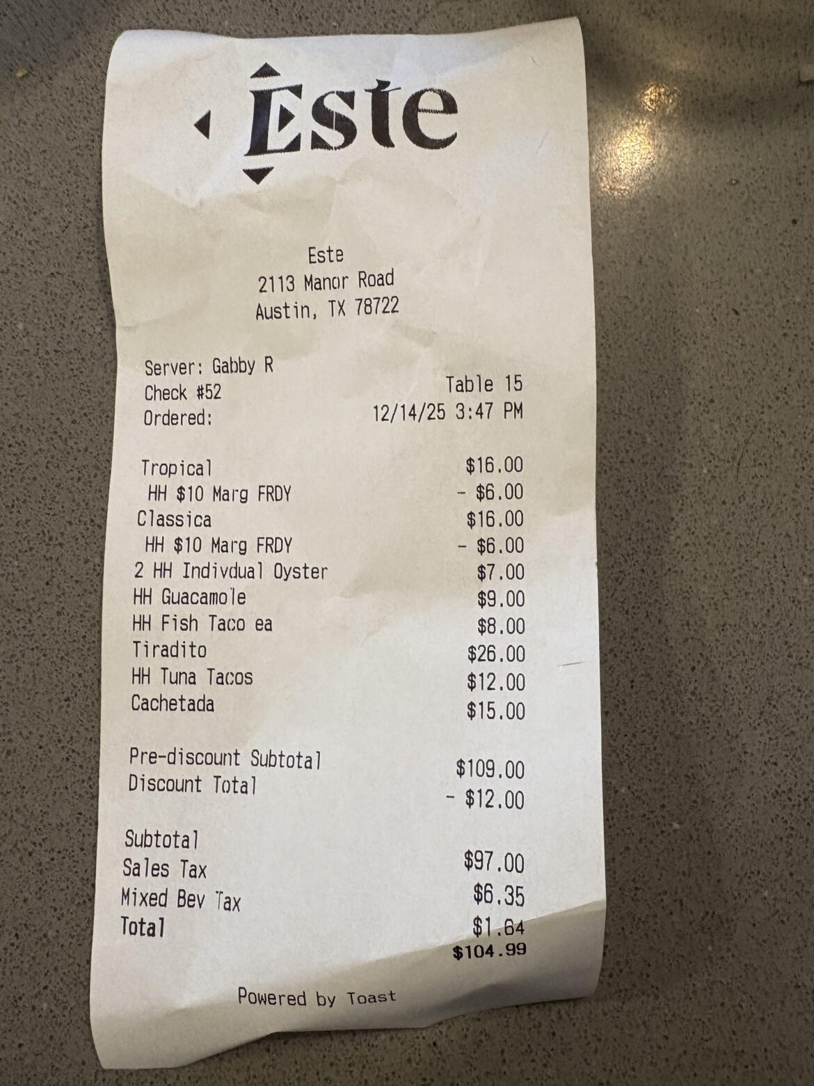 Pro Tip: Go to Este on a Sunday afternoon