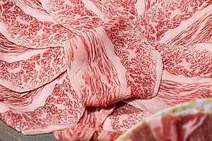 ESG News regarding global markets declining due to geopolitical tensions and U.S. tariffs, Trump threatening 200% tariffs on French wine, EU meat VAT reform cutting carbon footprint, Inpex resubmitting environmental plan for a project in Australia 