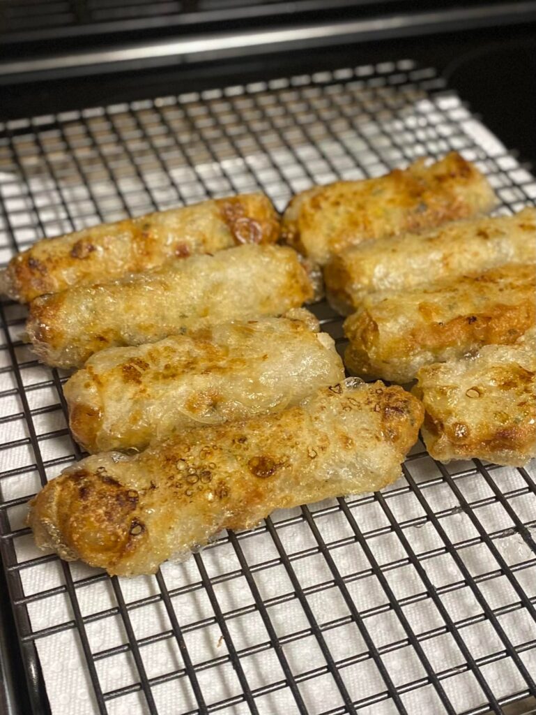 Fried crab rolls with remoulade