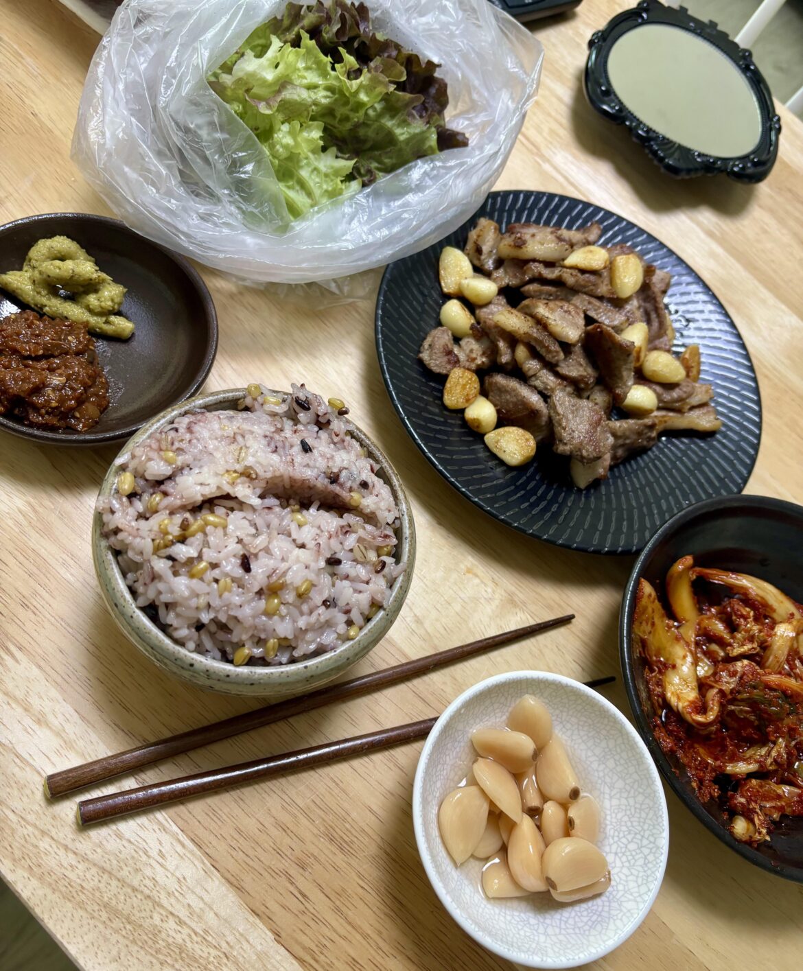 What a normal Korean dinner looks like