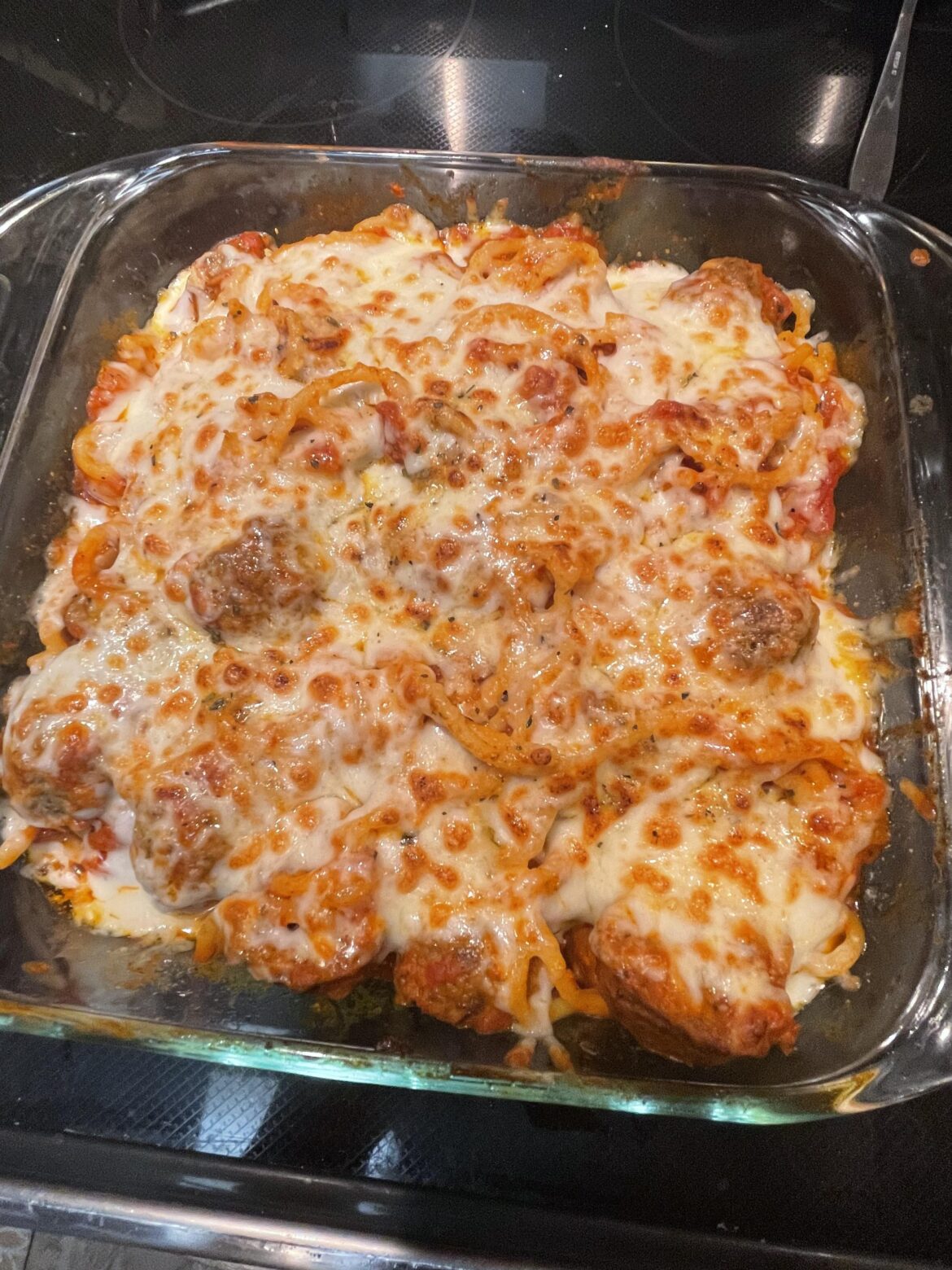 Baked spaghetti & meatballs 🍝