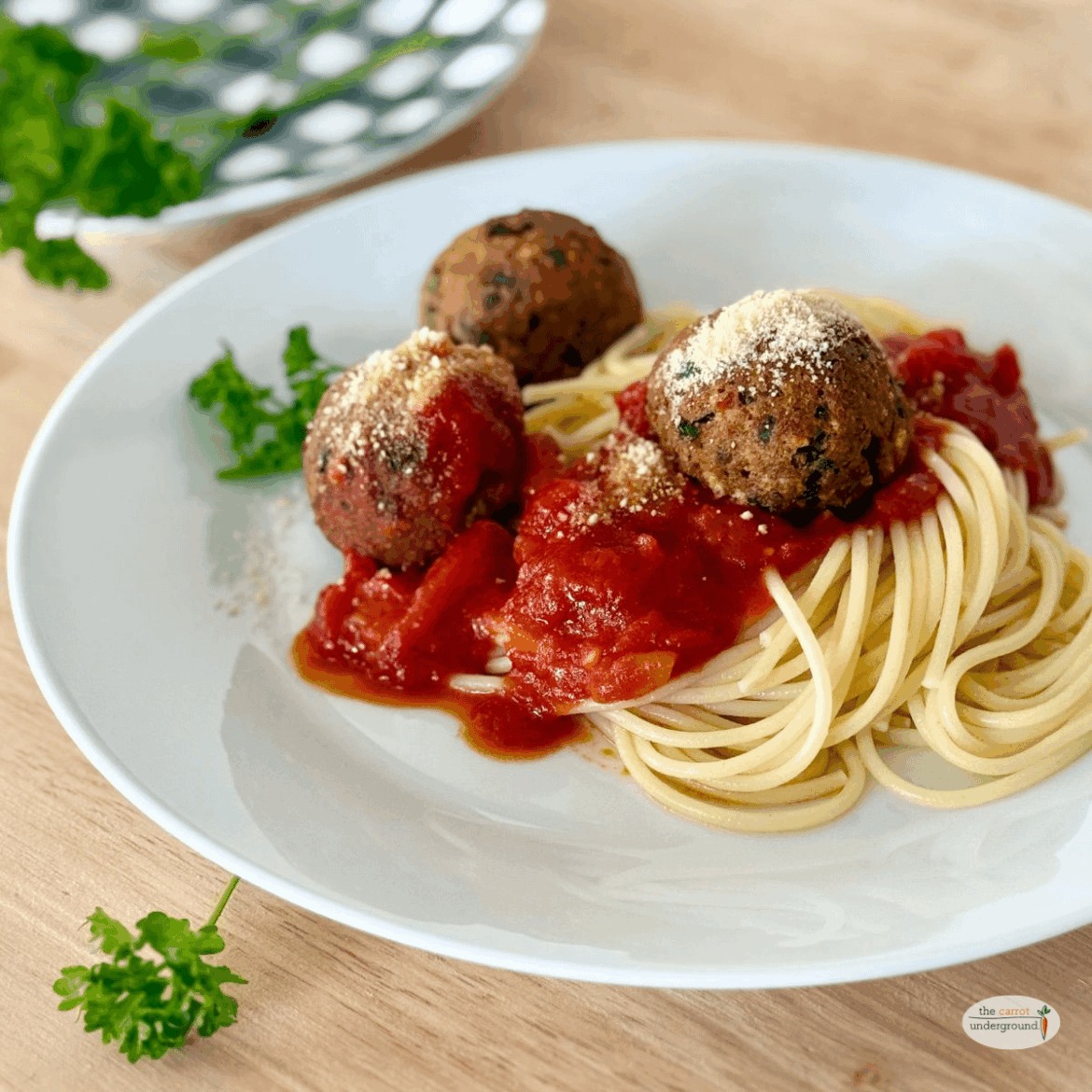 Vegan Meatballs 🌱 Hearty, delicious, protein-packed and easy to prepare.