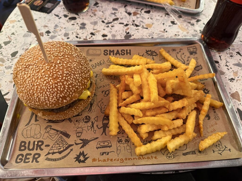 calorie estimate for this smash burger