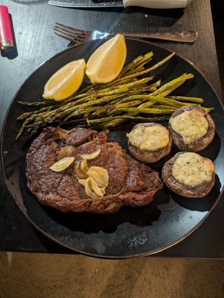 Just realized I forgot to cook the scallops I bought for this meal. I'm so stupid and forgetful sometimes. But dry-brined and reverse-seared steaks for the first time. Girlfriend approves
