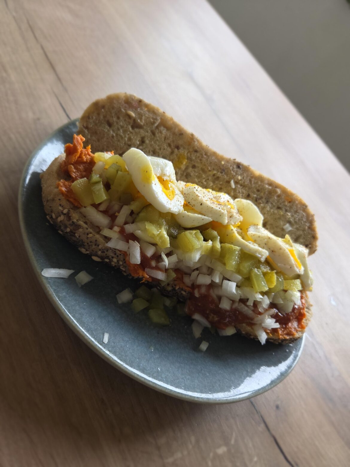 "Filet American" sandwich with Martino sauce