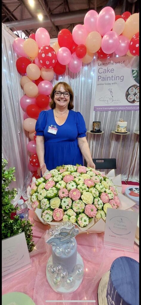 85 cupcake bouquet in pink and white