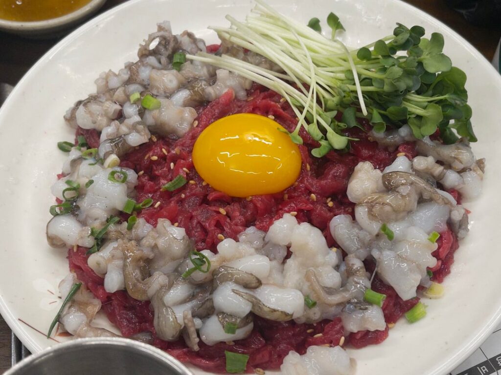 A meal at a michelin-starred tartare restaurant