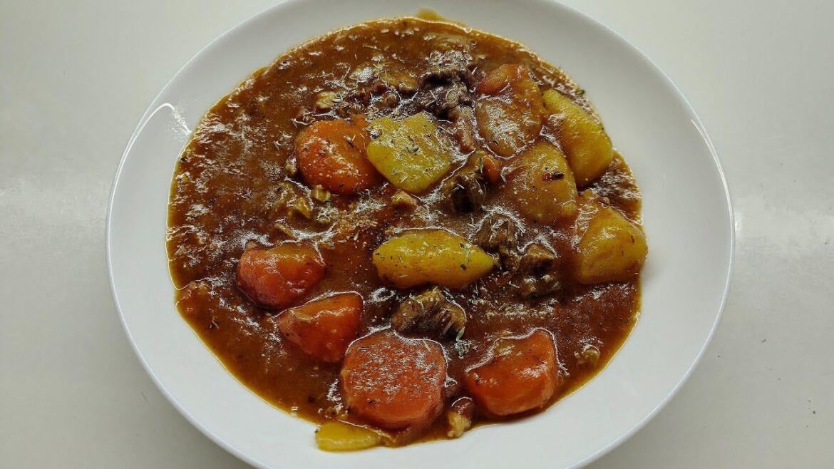 Irish stew - Lamb slowcooked in dark beer.