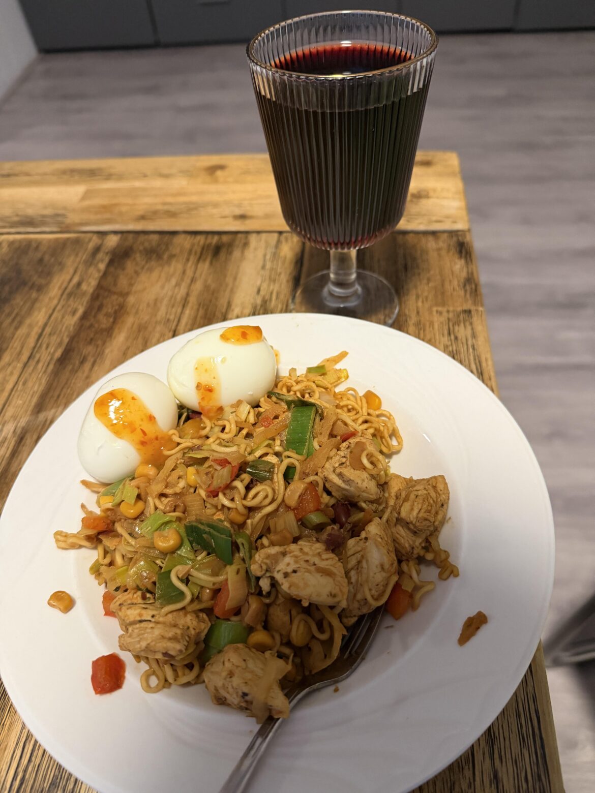 Tryna eat a bit better. Ramen with chicken and veggies and slightly too hard boiled eggs