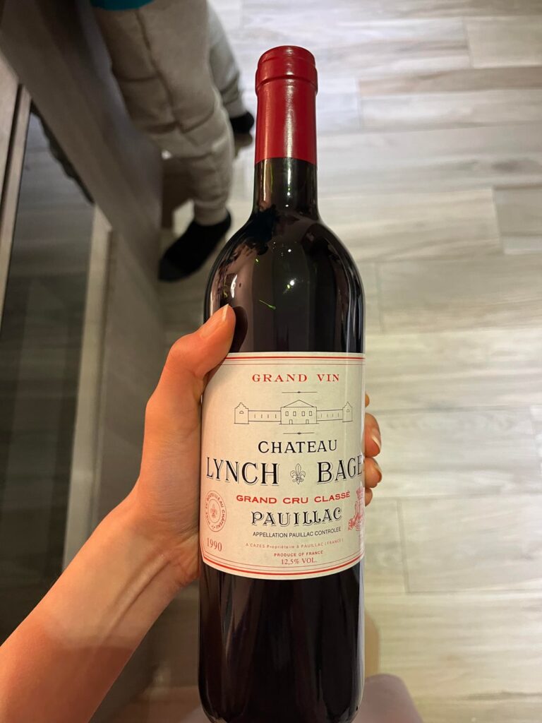 Same wine, same vintage, different capsule?