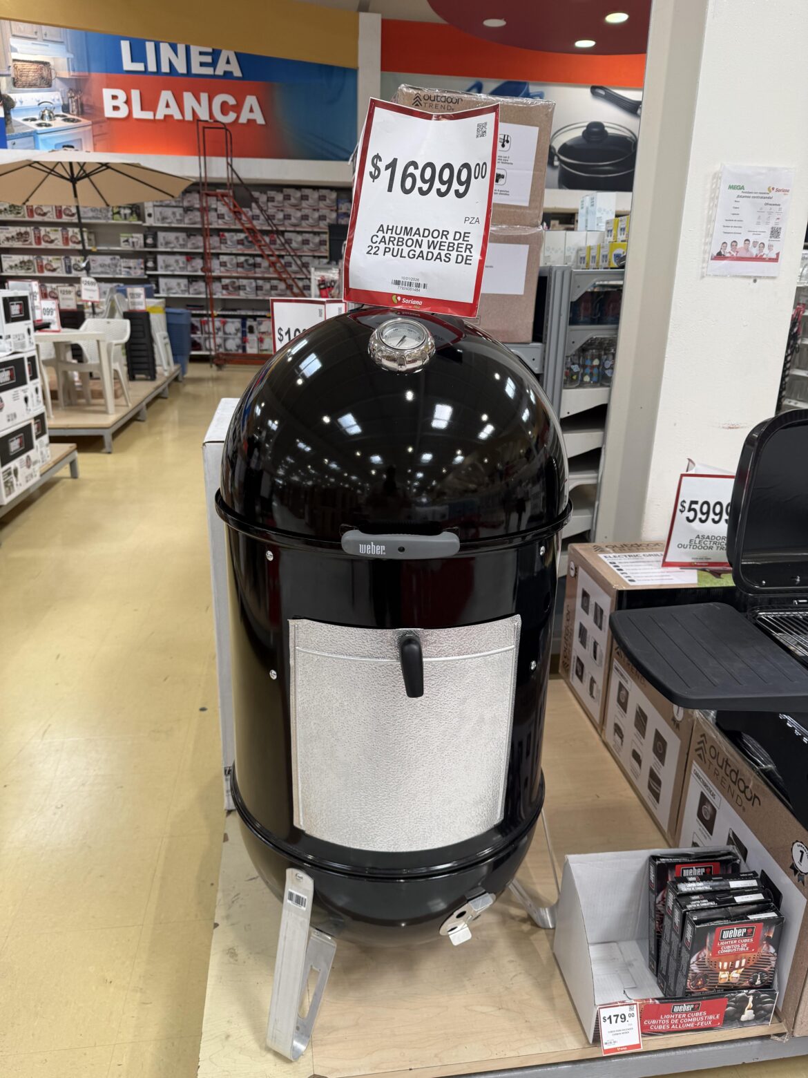 Weber Smoker on Caribbean island - Questions