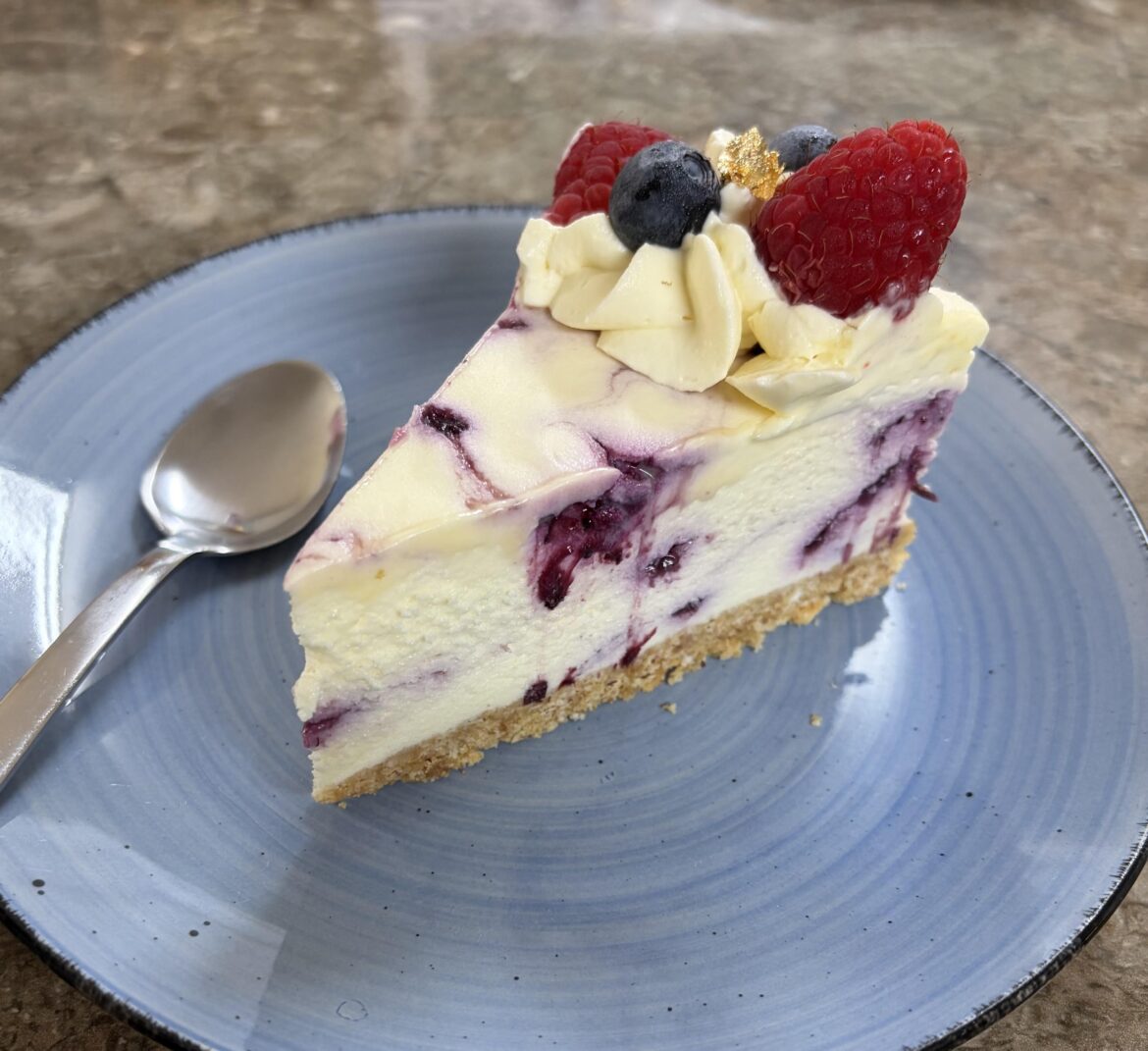 [i ate] mixed berry cheesecake