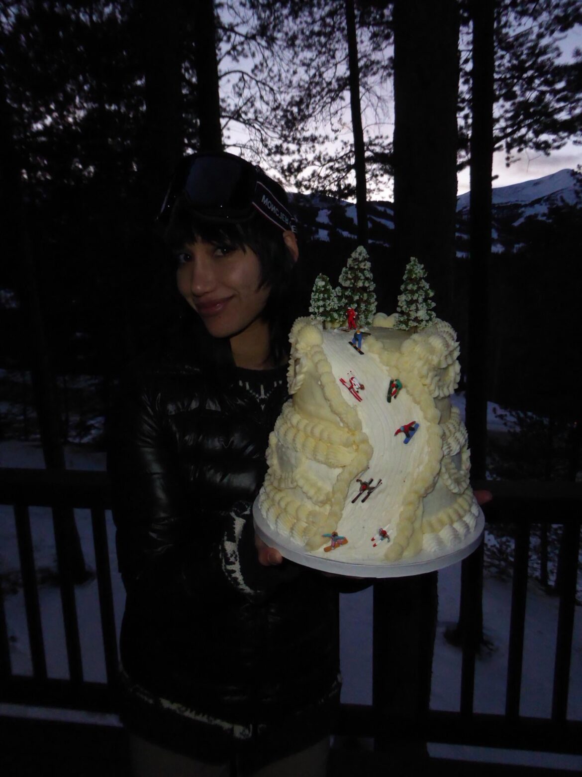 Made another ski cake :) 5° Breckenridge