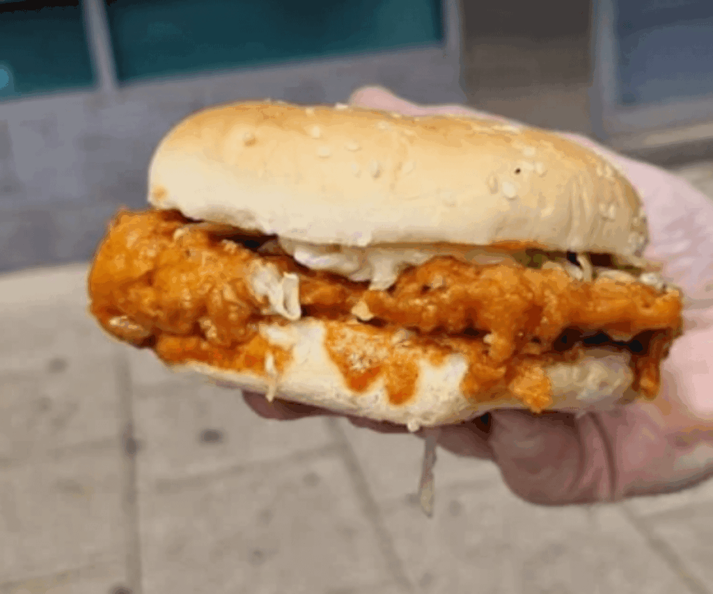 calories in this chicken sandwich single from a takeaway?