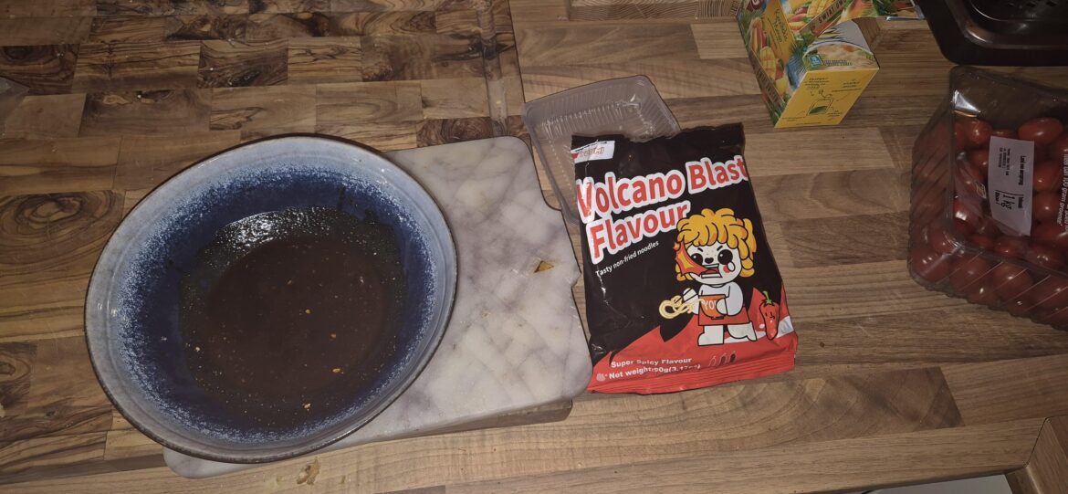 Most shittiest and spiciest noodles hell has ever seen