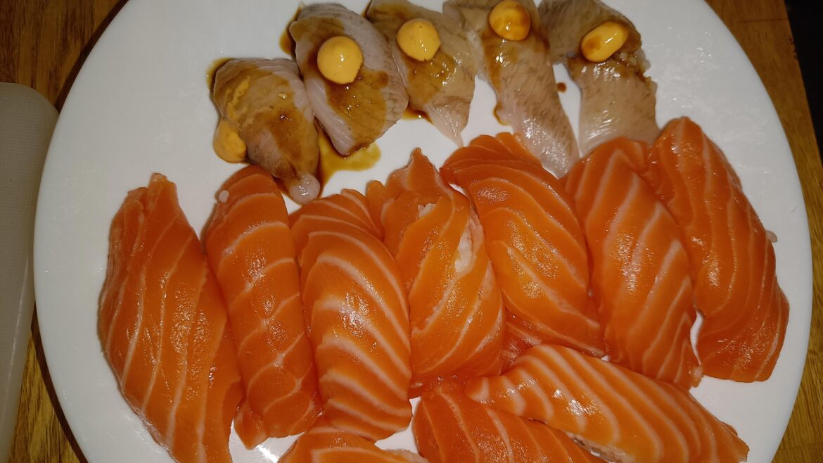 How to get better at cutting better salmon nigiri? How to get better at cutting better salmon nigiri?