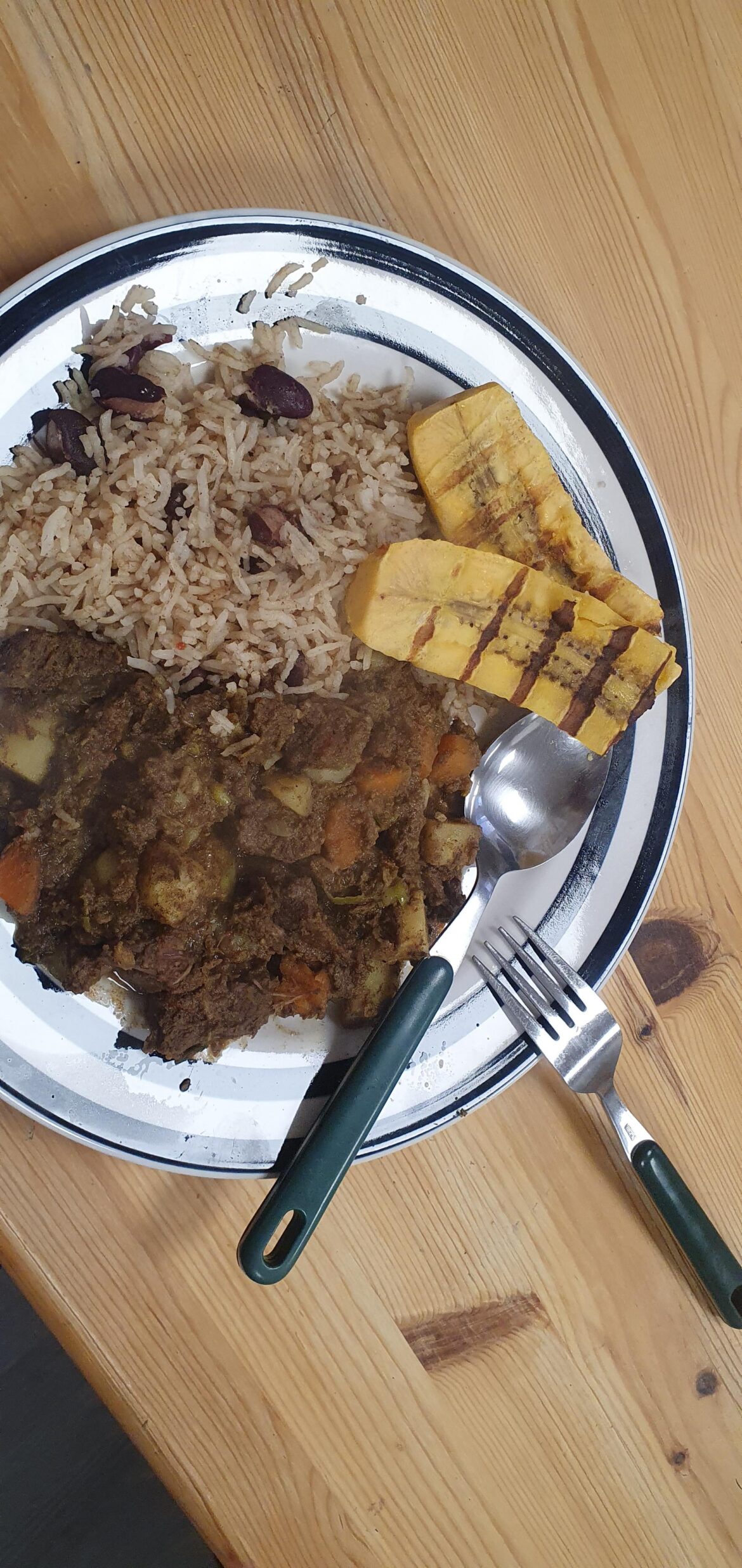 I made Curry beef rice and peas with fried plantain. What are your thoughts