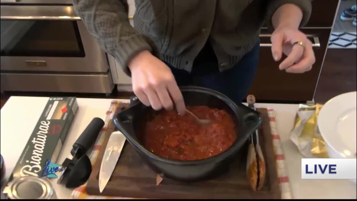 Onion and Butter Tomato Sauce