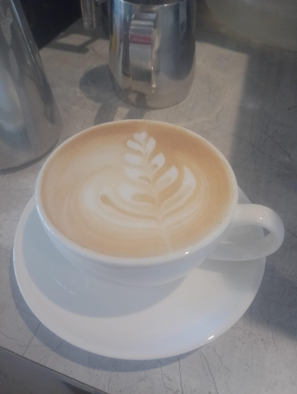 I am not  barista but try to latte art few month