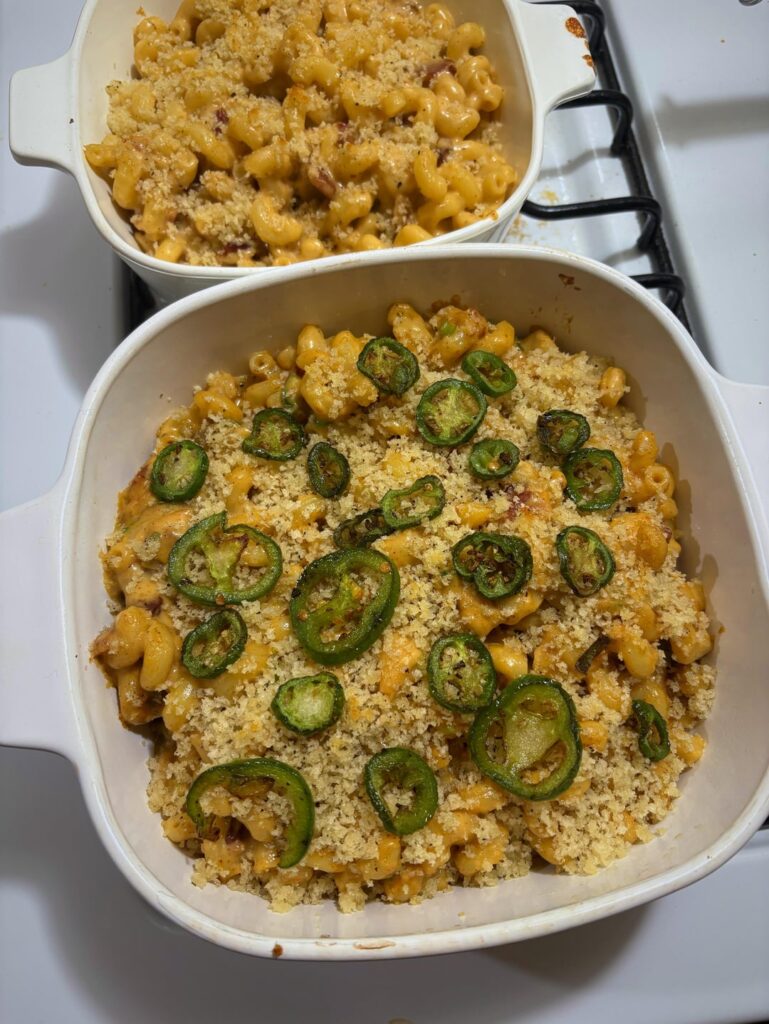 Bacon Jalapeño Mac and Cheese 🧀🫑🥓