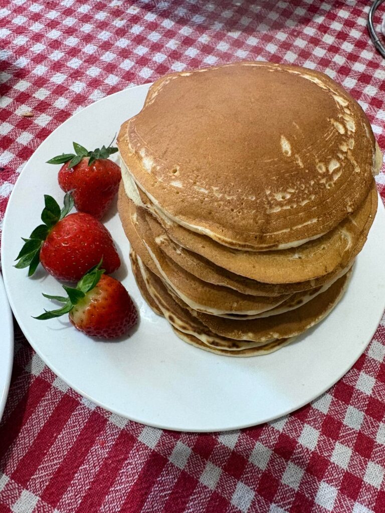 Quick Pancakes for Breakfast 💕