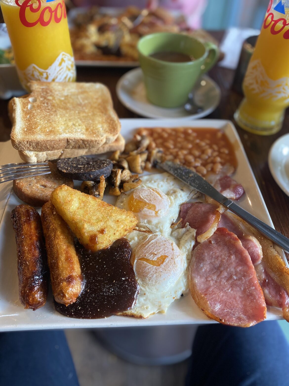 9.50 euro -  high helly cafe, dublin