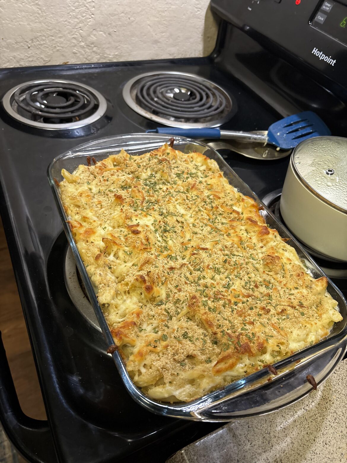 Baked chicken Alfredo