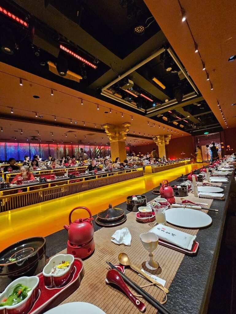 [I ate] Royal banquet inspired meal at Shanghai