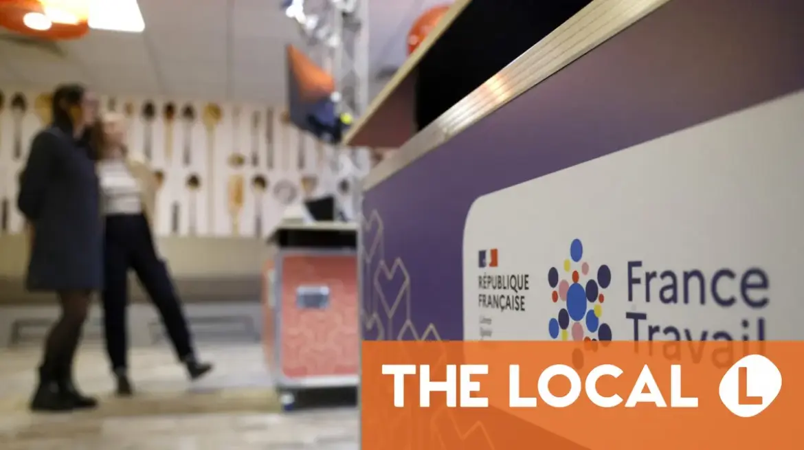 6 essential articles for life in France