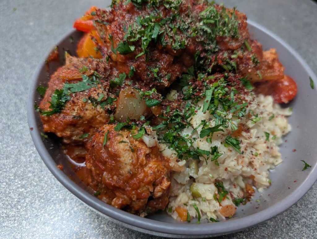 Turkey mince meatballs & Cauli rice. I'm so full!