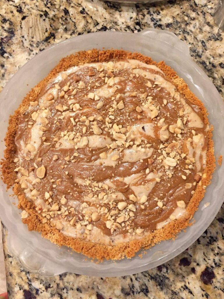 Peanut Butter Ice Cream Pie (vegan)