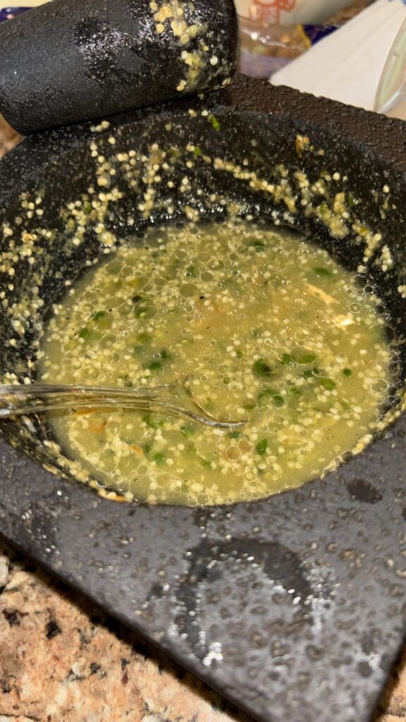 Piquin-limon salsa for tacos