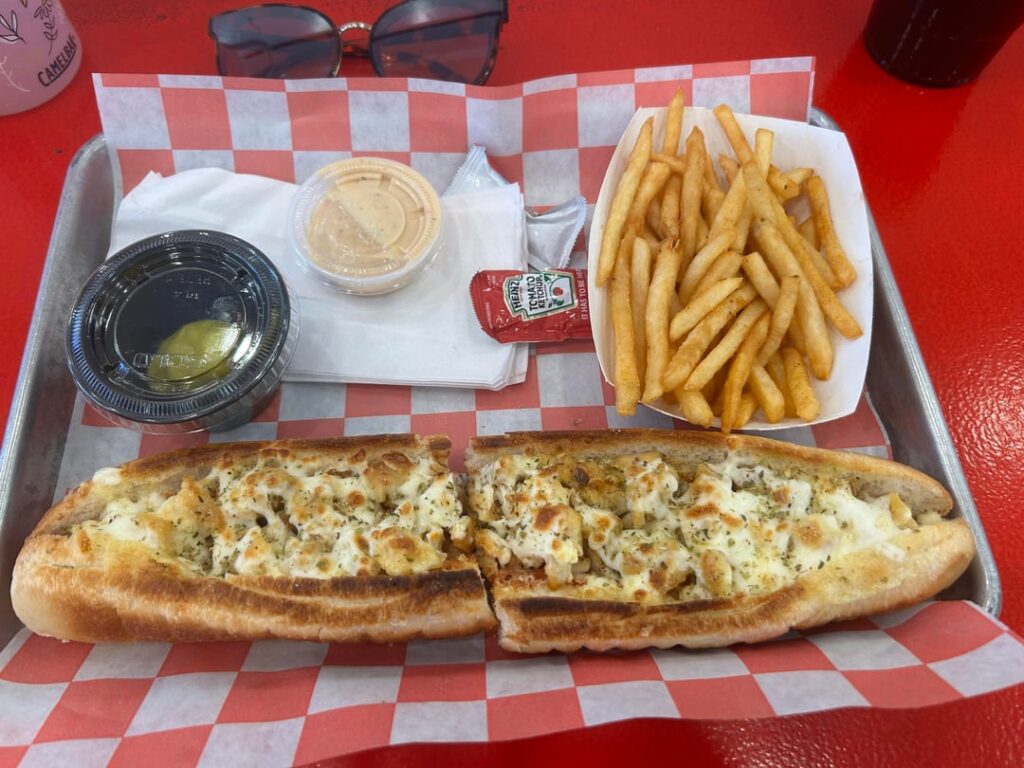 calories in this chicken sandwich meal? ~1200?