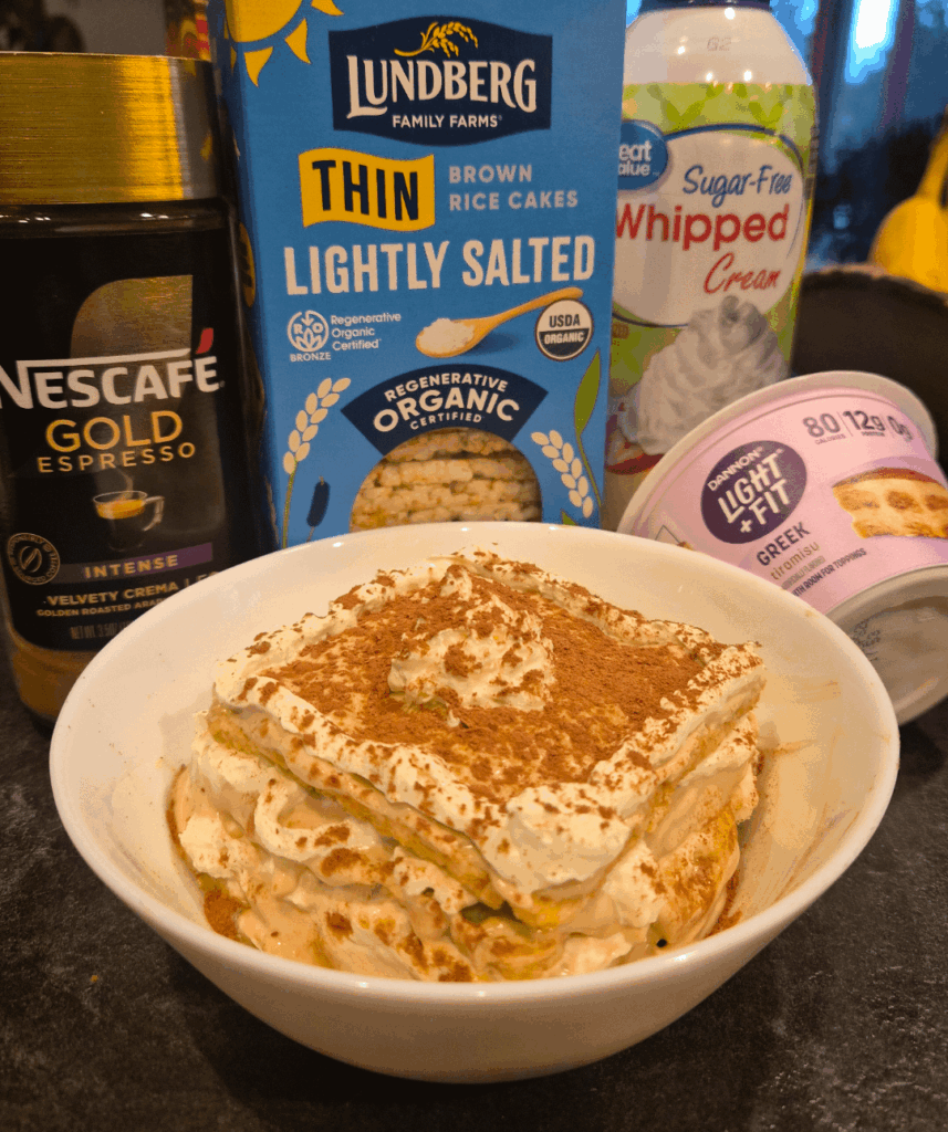 200 Calorie Tiramisu bowl with Greek yogurt and rice cakes