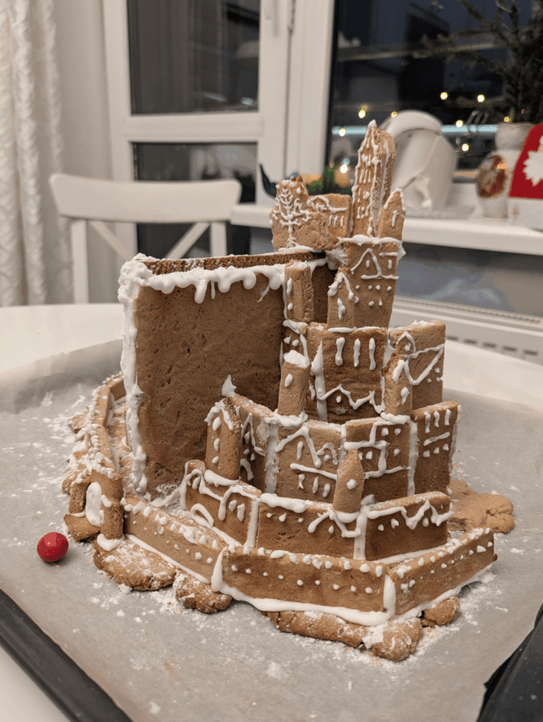 I've made a gingerbread city(Minas Tirith)!
