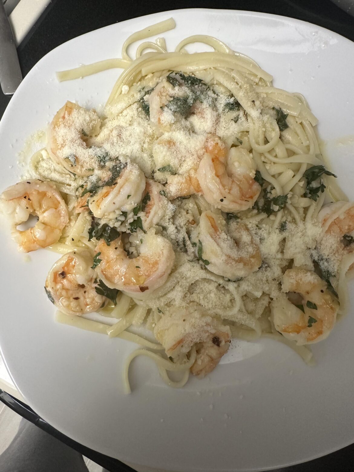 [homemade] shrimp alfredo I made for dinner