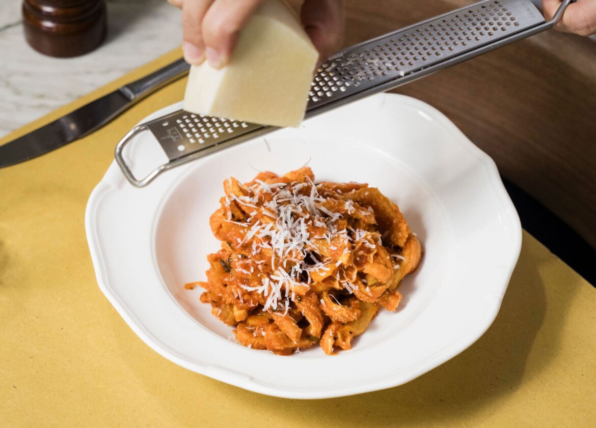 Rome’s 14 Best Dishes (And Where to Eat Them) Rome’s 14 Best Dishes (And Where to Eat Them)