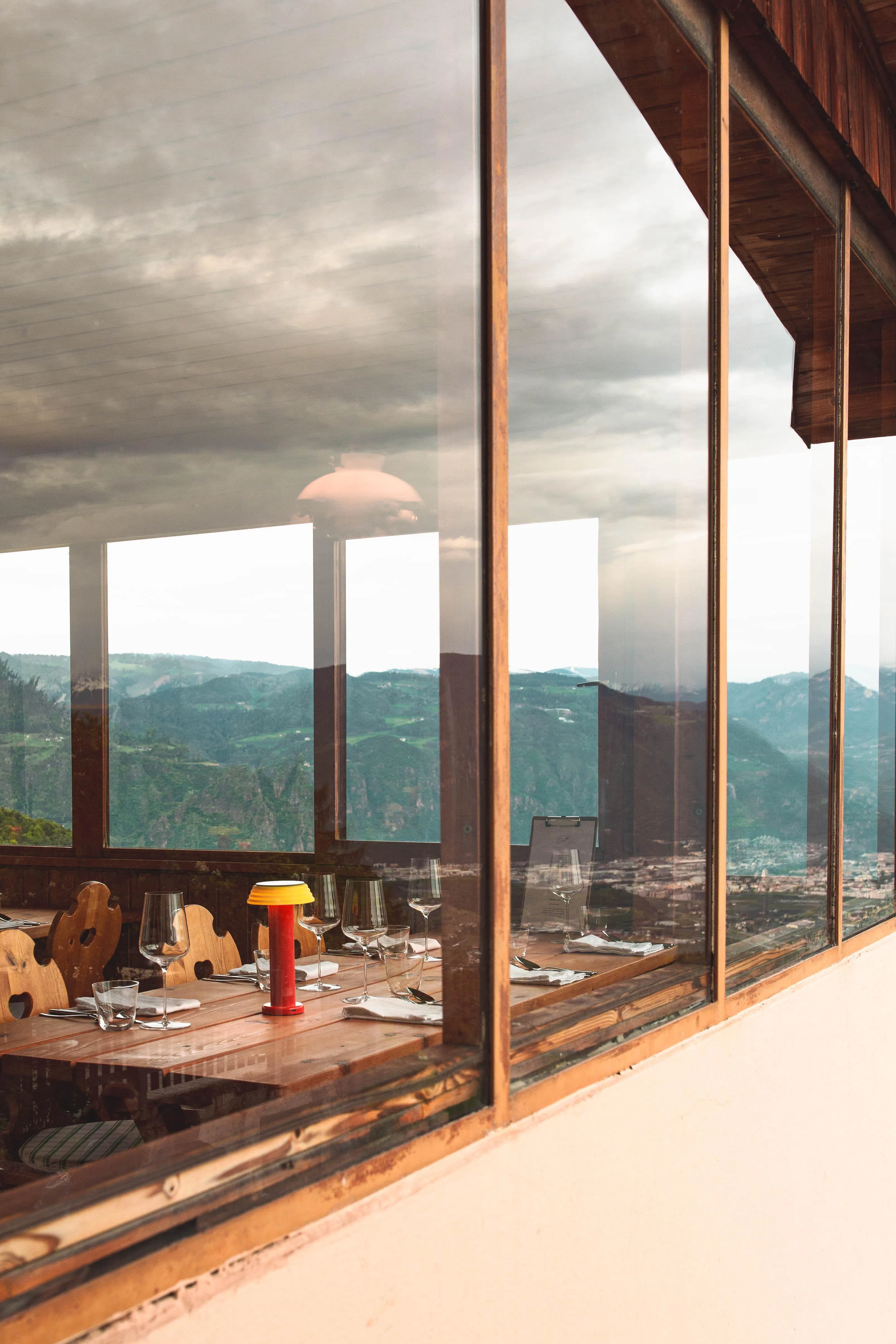 Pramol Alto was named South Tyrol’s Newcomer of the Year 2026 by French dining guide Gault & Millau. 