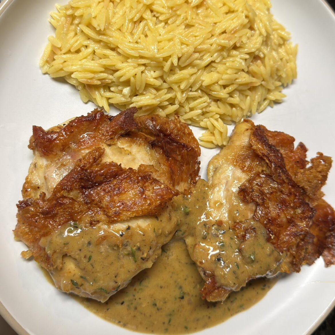 [homemade] chicken thighs with pan sauce and lemon orzo