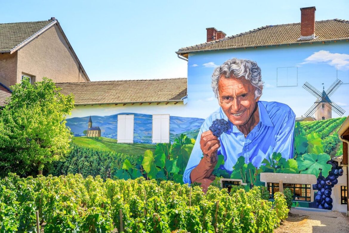 French Wine That’s As Easy To Love As It Is To Understand