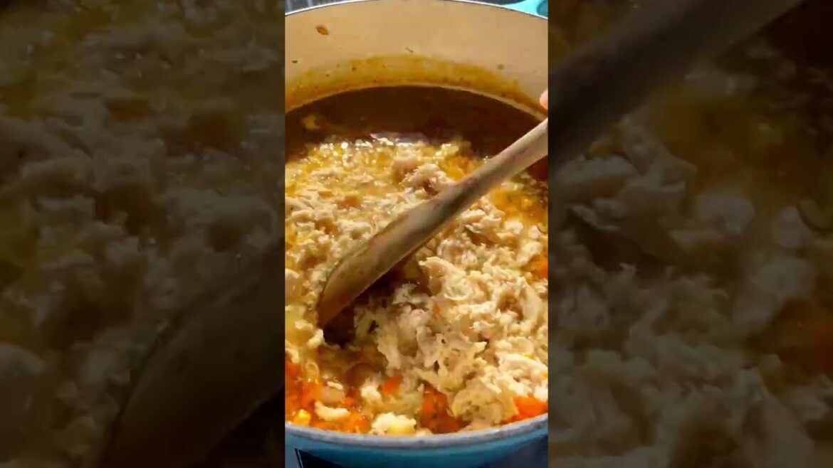 Avgolemono Soup (Greek Lemon Chicken Soup)