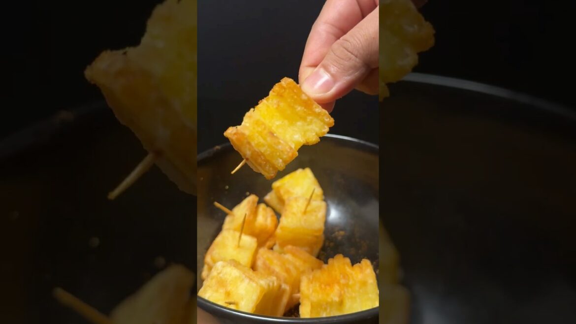 Crispy Peri Peri Chips Recipe | Spicy Homemade Pototo Crisps | Easy Snack | Easy Sanck Idea #shorts