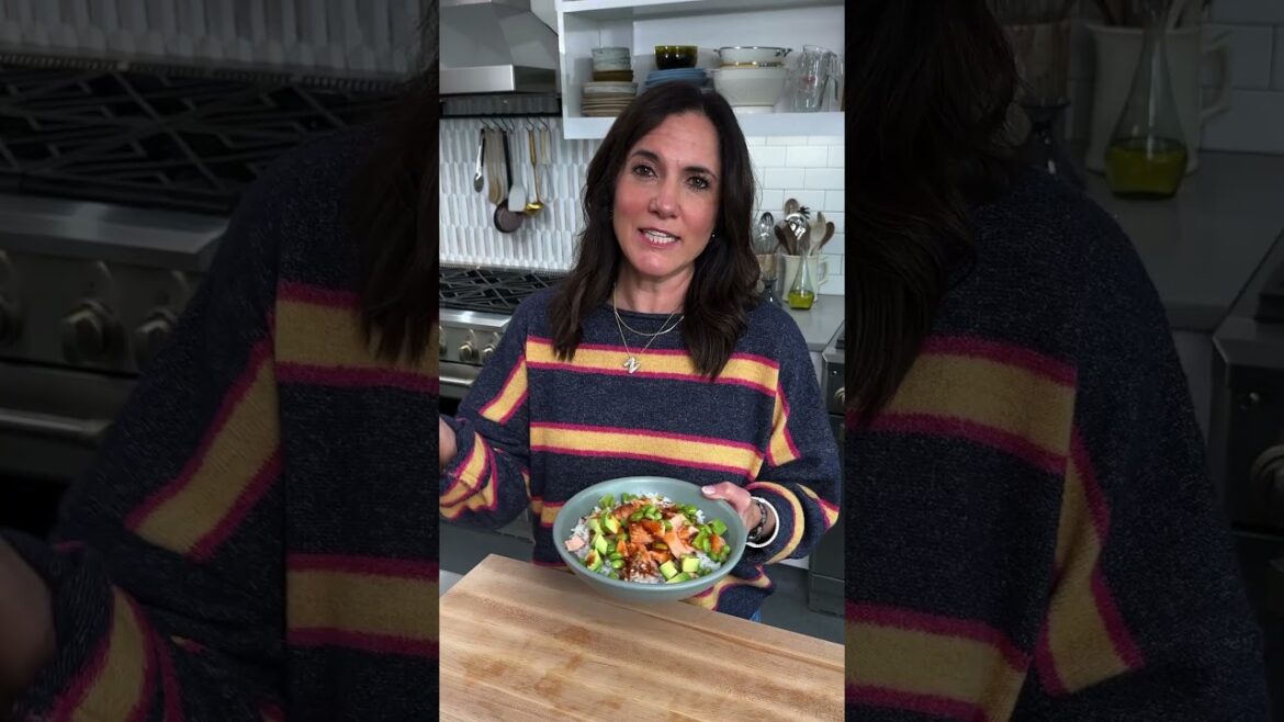 Easy 5-Ingredient Salmon Teriyaki Bowl