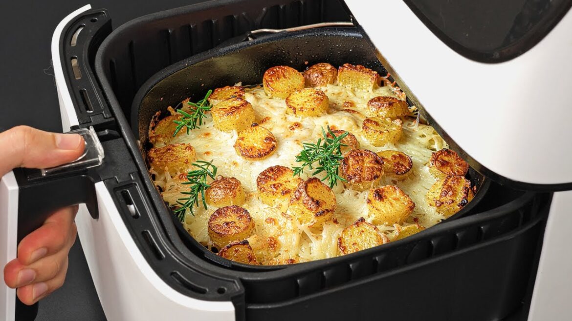 Just mix 2 eggs and potatoes! This air fryer dish will impress everyone immediately!
