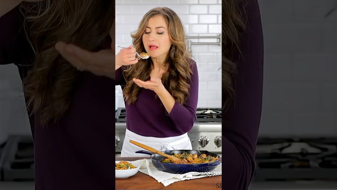 Chicken Broccoli & Mushroom Stir-Fry - Quick & Savory #shorts