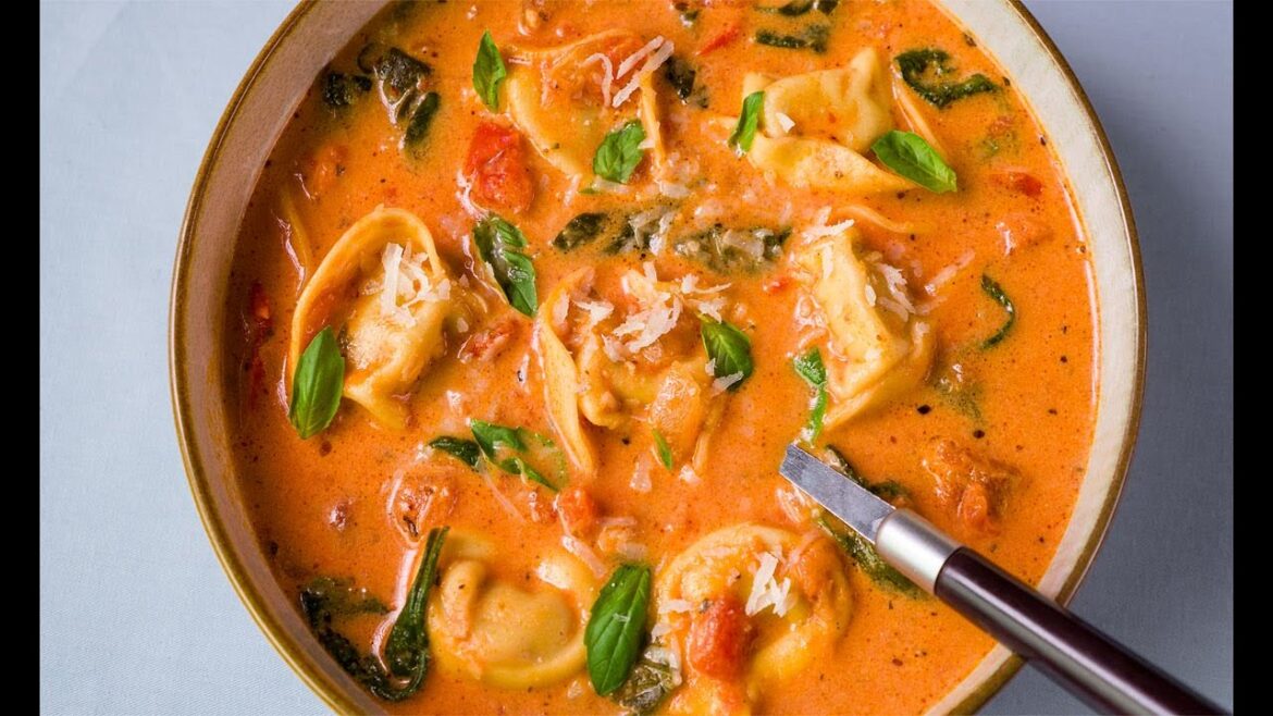 Creamy Tomato Tortellini Soup With Spinach (Fast Weeknight Dinner)